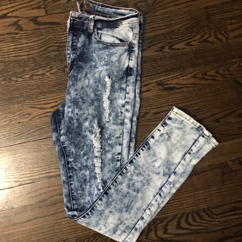 High Waisted Jeans